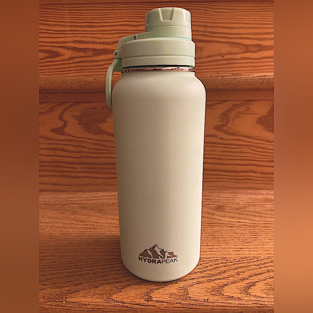 Hydro peak water drinker insulated